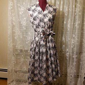 Brooks Brothers Pink and Black Floral Embroidered Jacquard Dress